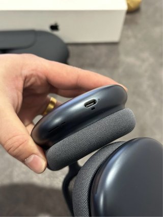 AirPods Max Space Gray
