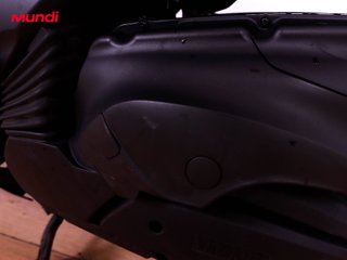 YAMAHA X-MAX 400 ABS