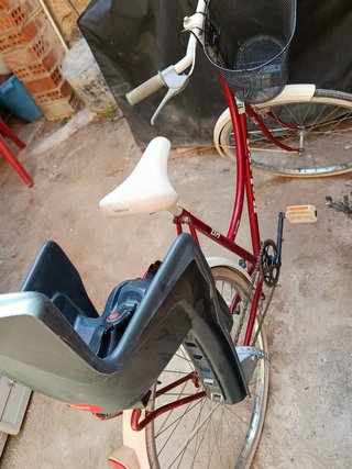 Bicicleta BH Bolero con silla para niño y cesta