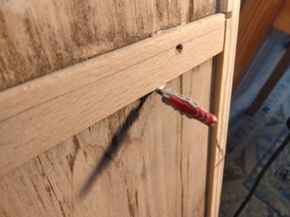 Estantería de madera colgante: diseño propio único