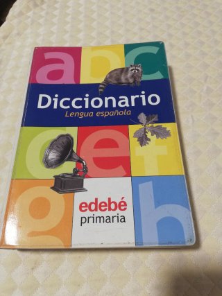 DICCIONARIO DE LENGUA ESPAÑOLA (PRIMARIA)