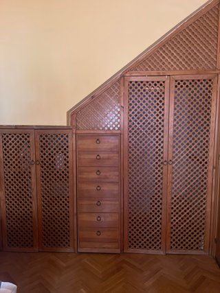 Mueble celosía de madera
