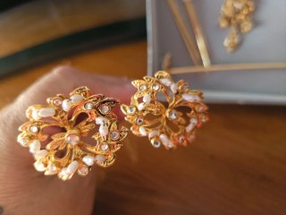 Conjunto de Aderezos Dorados