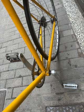 Bicicleta Vintage Amarilla Ciudad