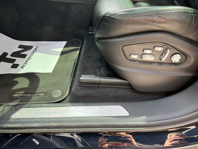 Porsche Cayenne 2018, foto 18