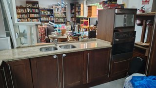 Mueble de cocina completo madera y piedra