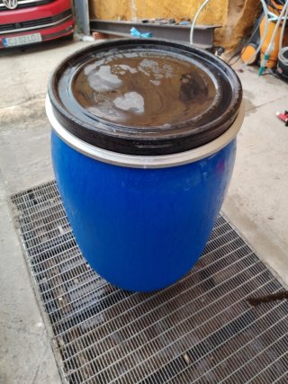 Bidón azul 150 L