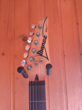 Guitarra Eléctrica Ibanez RX + Amplificador Yamaha