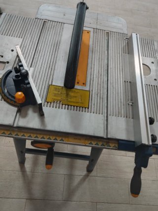 Mesa de corte Ryobi
