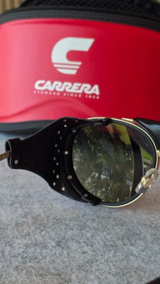 Gafas de Sol Carrera Negras y Doradas