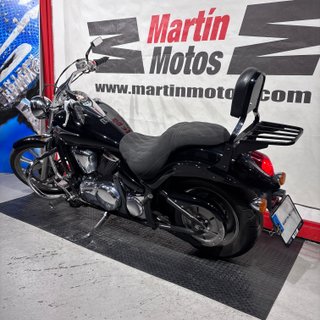 Kawasaki VN 900 Custom