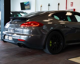 Porsche Panamera S E-Hybrid