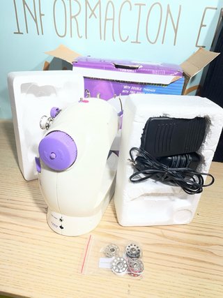 Máquina de coser Mini Sewing Machine