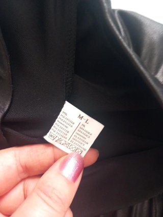 Pantaloni donna neri effetto pelle