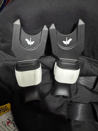 Huevo BeSafe iZi Go + Base Isofix