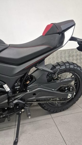 RIEJU NKX 125 Adventure Negra/Roja