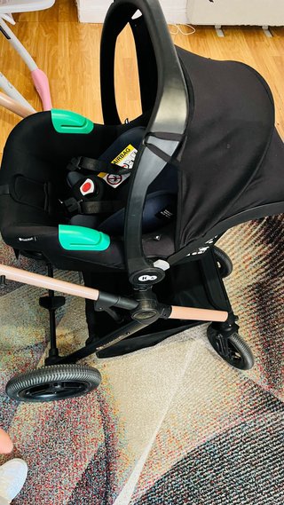 Carrito de bebé rosa kinderkraft air moov 2