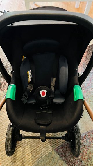 Carrito de bebé rosa kinderkraft air moov 2