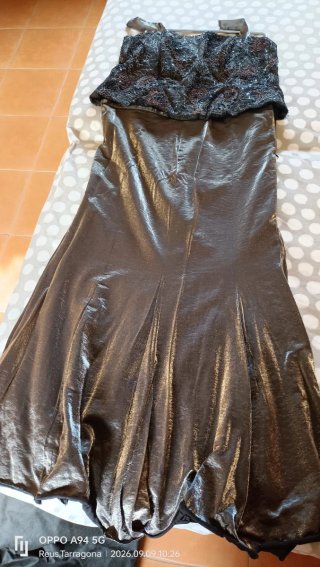 Vestido fiesta negro y plateado