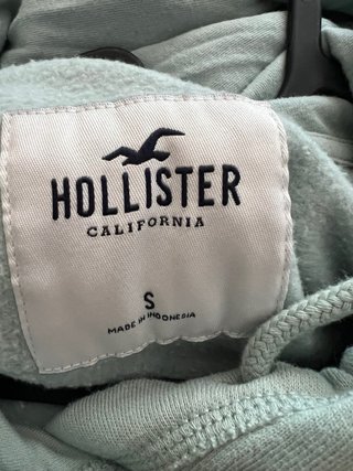 2 camisetas hollister xs y s y sudadera verde