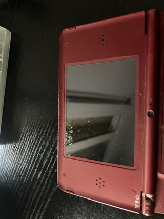 Nintendo DSi XL Rosso (Per riparazione/ricambi)