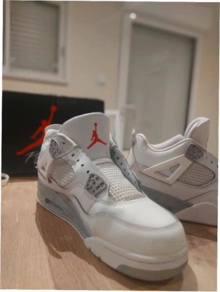 Jordan 4 Retro Blanco Oreo Talla 44