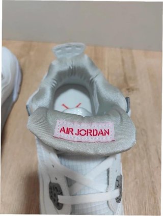 Jordan 4 Retro Blanco Oreo Talla 44