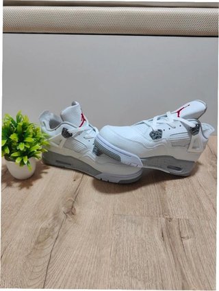 Jordan 4 Retro Blanco Oreo Talla 44