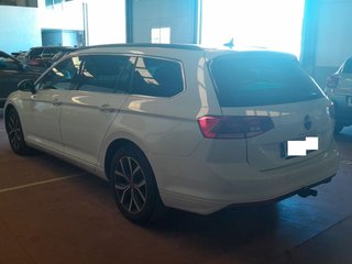 VOLKSWAGEN Passat Variant Executive 2.0 TDI 110kW DSG