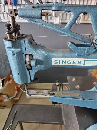 Máquina de coser Singer zapatero