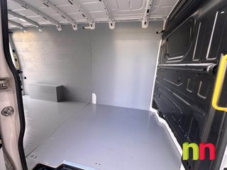 Volkswagen Crafter L4H2 FG35 AUTO 2.0TDI 140cv + NAVI 2.0TDI 140cv