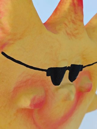 Decoración Sol con Gafas