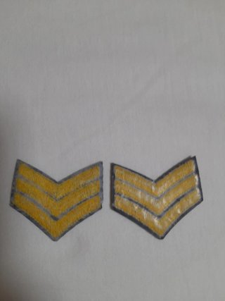 3 Parches: Naciones Unidas y Militar.