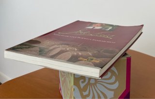 Lote:Decantador vino de diseño cristal  y libro