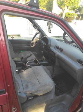 Nissan Serena 1998