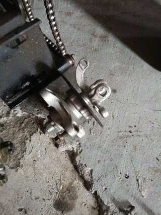 Eje trasero y maquetas delanteras Quart y cadena