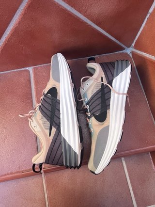 Zapatillas Nike Lunar Roam Beige/Rosa Talla 42
