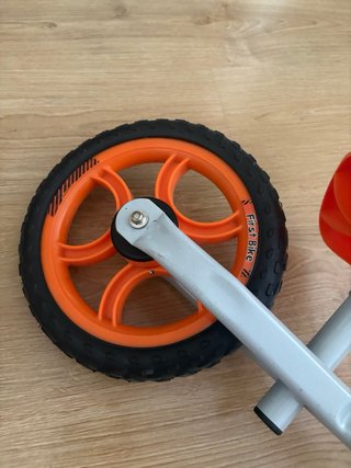 Bici sin pedales Smoby First Bike naranja