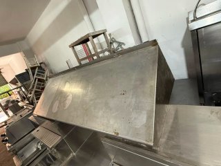 Estantería metálica