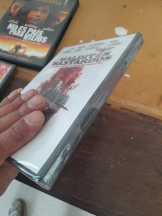 Lote 3 DVD: No es País para Viejos, Malditos Basta