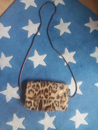Bolso piel estampado tigre