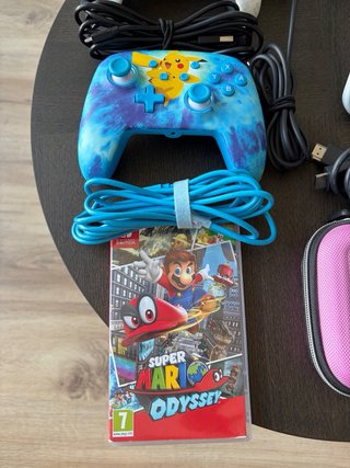 Nintendo Switch v2 (OLED) + Accesorios