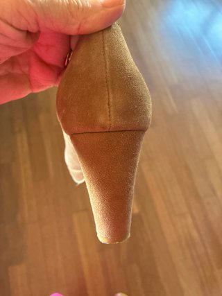 Décolleté Café Noir scamosciato beige open toe
