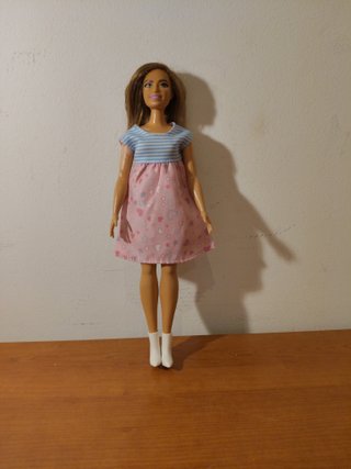 Barbie. Ref Vitiligo. Curvy