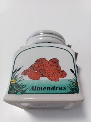 Tarro de cerámica para almendras