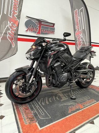 Kawasaki Z900 Negra Naked