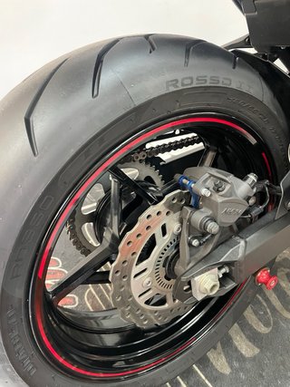 Kawasaki Z900 Negra Naked