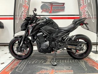 Kawasaki Z900 Negra Naked