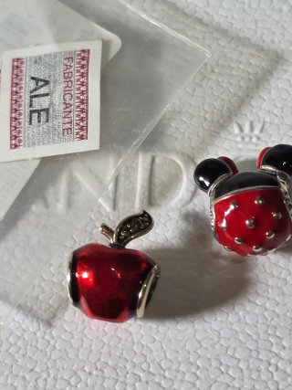 Lote Pandora Manzana y Mickey Mouse