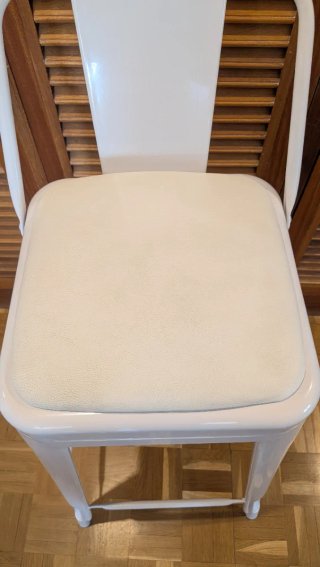 Taburete alto blanco